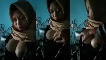 Bokep Jilbab ABG Rela Payudara Diremas Keras Pasrah